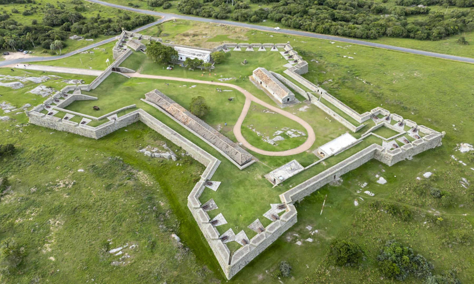 UTU, en proyecto de educación en la frontera, realizó en conjunto estudios que conservaran la Fortaleza de Santa Teresa