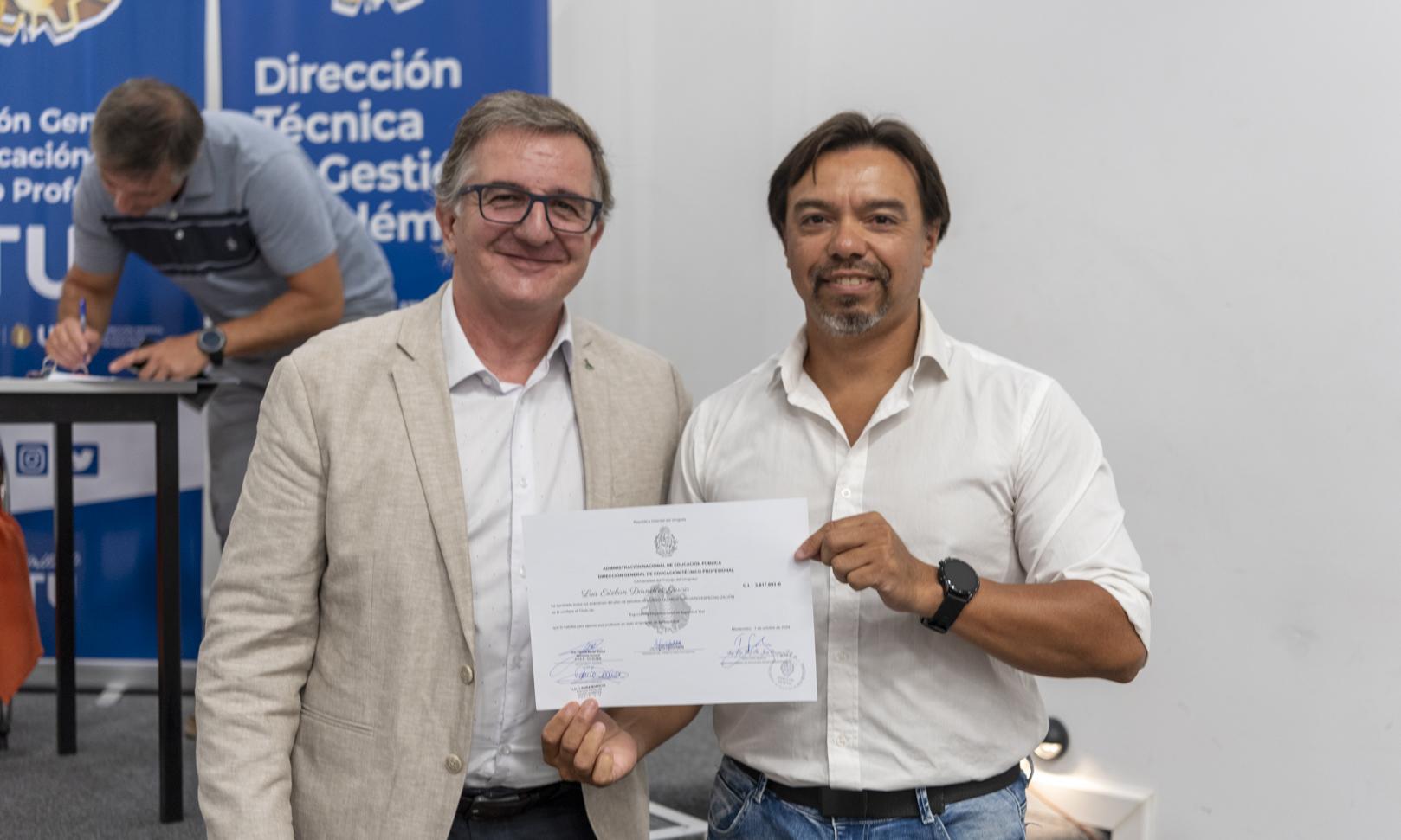 Primera generación de egresados de todo el país recibió su título terciario en Seguridad Vial en Montevideo
