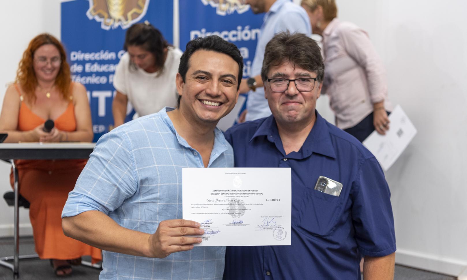 Primera generación de egresados de todo el país recibió su título terciario en Seguridad Vial en Montevideo