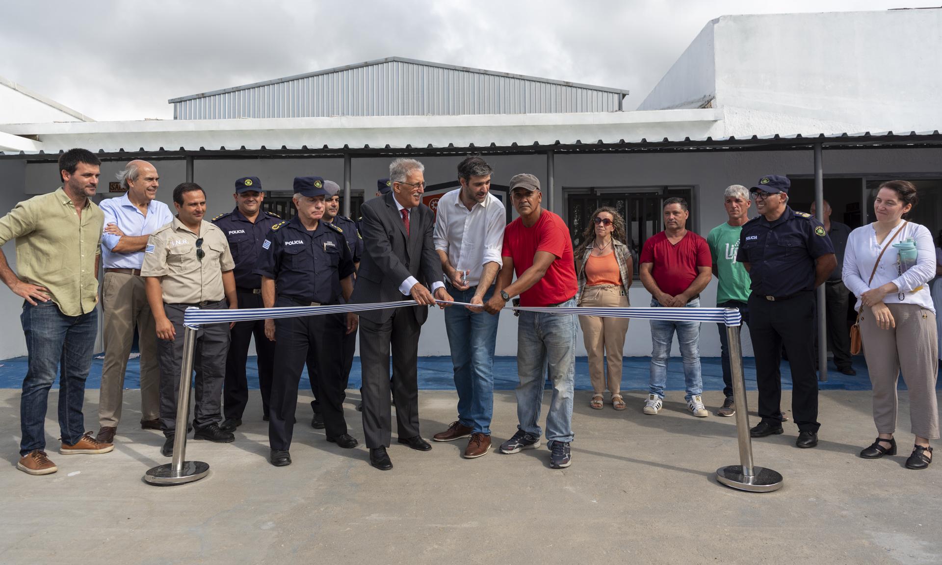 Inauguración comunidad educativa cárcel Punta de Rieles