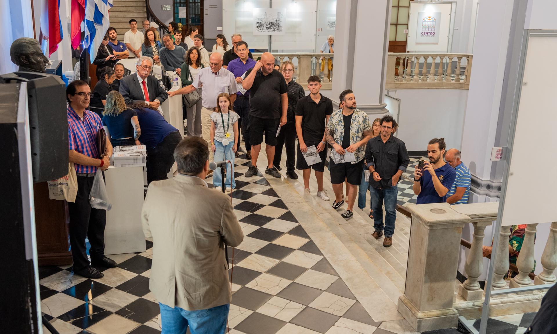 Uruguay en líneas: se inauguró la primera muestra del 2025 en UTU Central