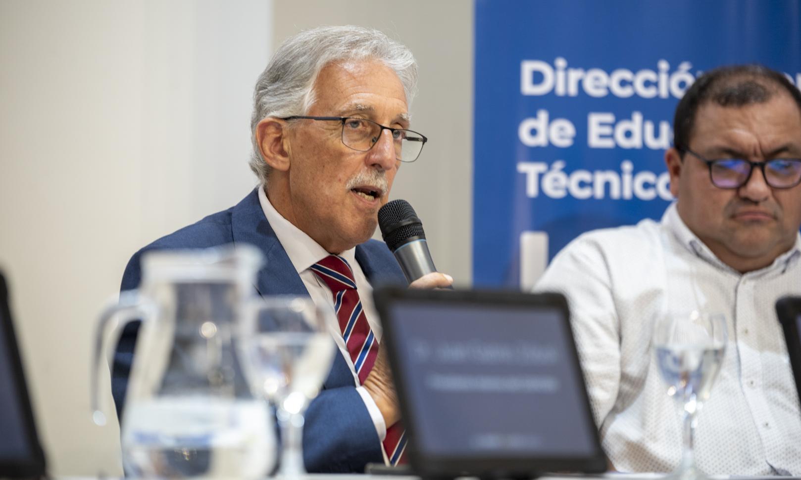Bachillerato Acelerado, único en el país, acreditará Educación Media Superior en seis meses e incidirá en las tasas de egreso en Uruguay