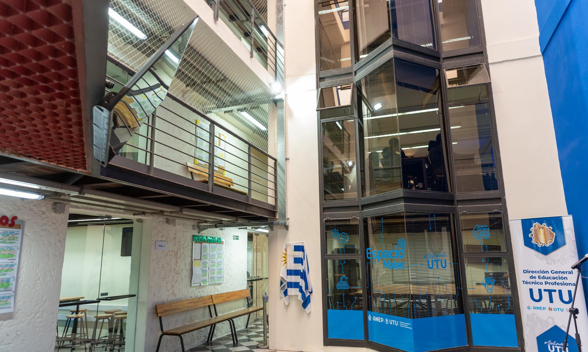 Estudiantes de secundaria y empresas del sector eligen al ITI como centro de referencia tecnológico   