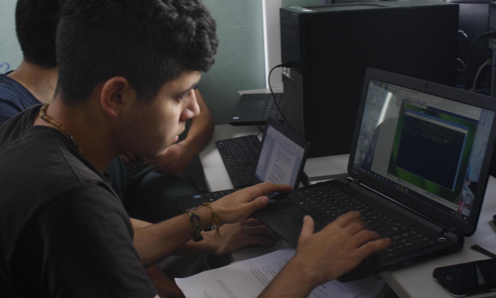 Llamado abierto para una vacante en el área soporte informática hasta el lunes 10 de febrero
