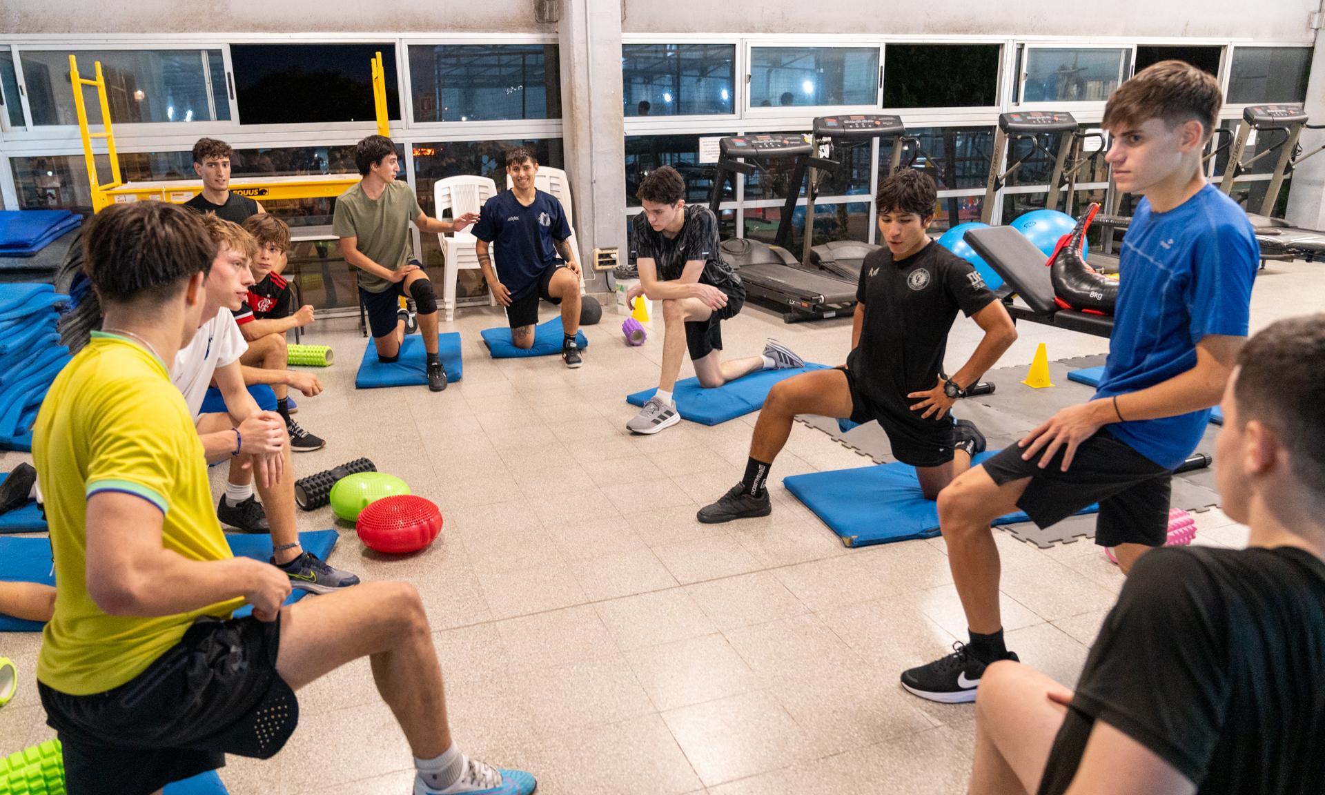 Más de 200 estudiantes participaron en la prueba de aspirantes para formar parte de los equipos de fútbol sala 2025