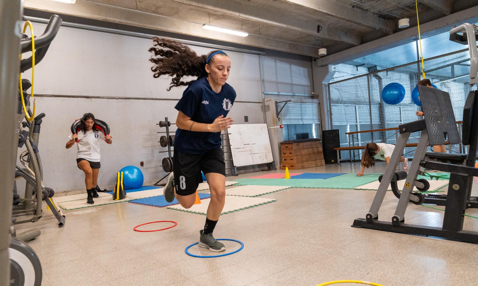 Más de 200 estudiantes participaron en la prueba de aspirantes para formar parte de los equipos de fútbol sala 2025