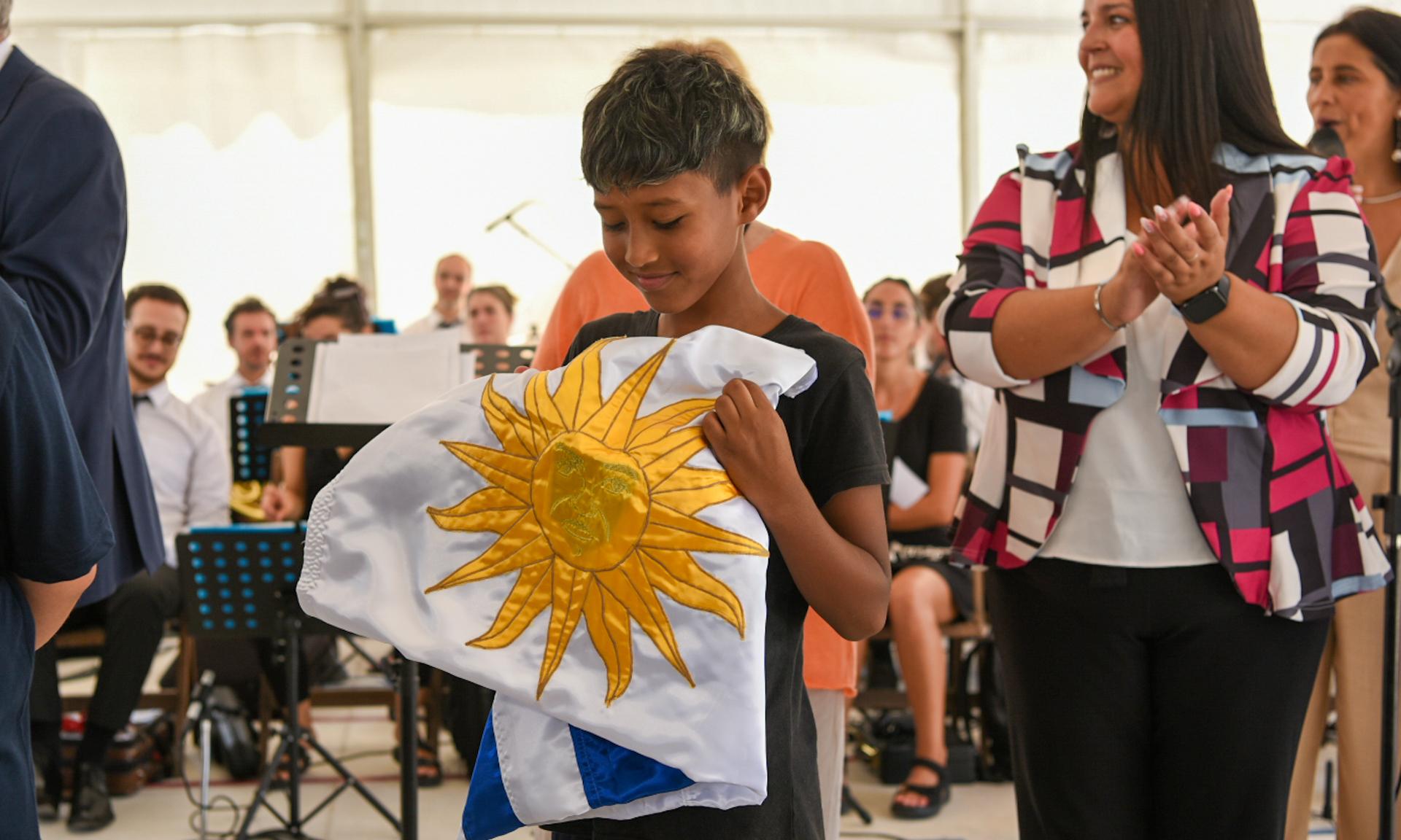 Barros Blancos ya cuenta con un nuevo Centro María Espínola que brindará educación de calidad para 270 estudiantes de ciclo básico