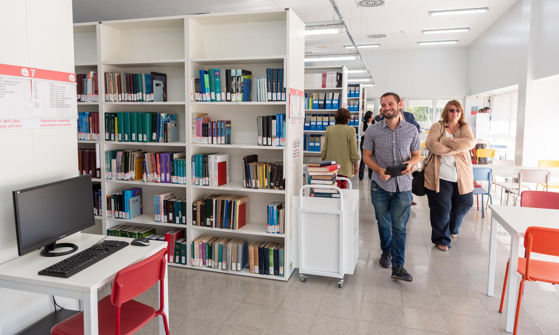 Primera generación del Bachillerato Agrario en Facultad de Veterinaria inauguró nuevas instalaciones en Montevideo 