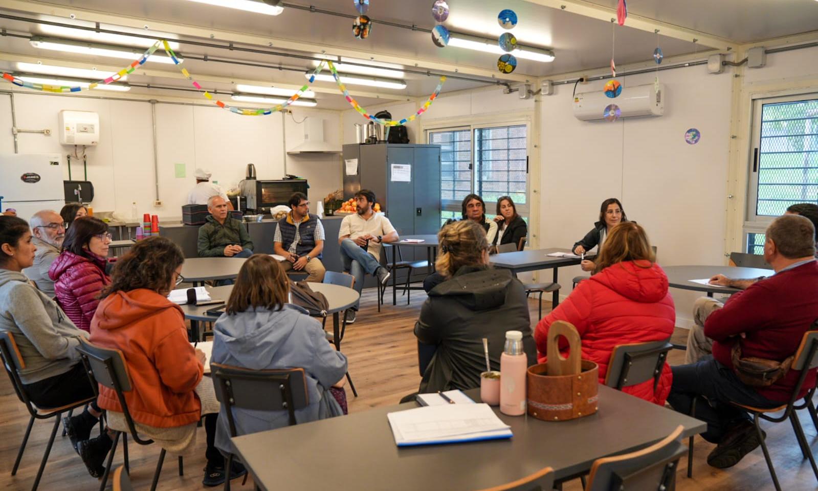 Verderese y Netto visitaron centros educativos en el oeste de Montevideo en la primera jornada de trabajo
