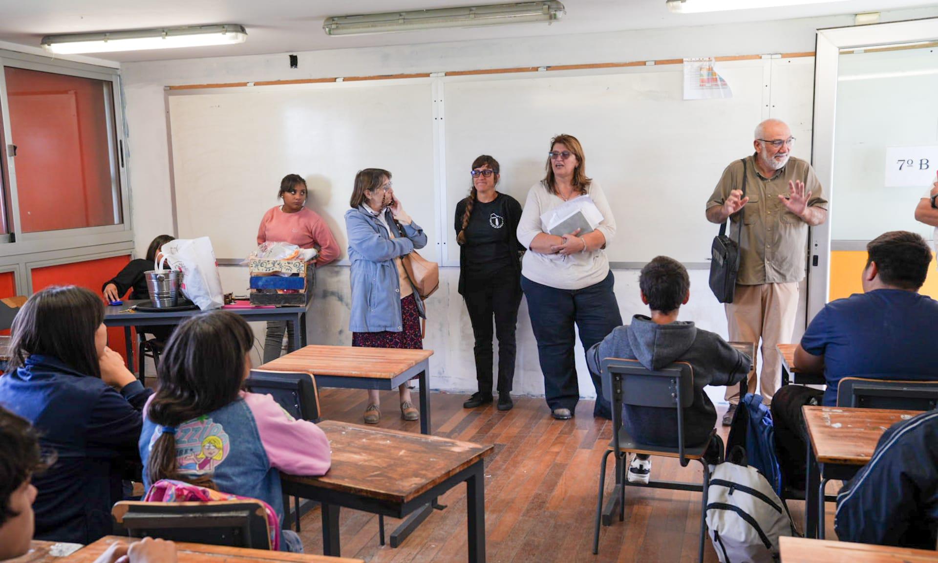 Verderese y Netto visitaron centros educativos en el oeste de Montevideo en la primera jornada de trabajo