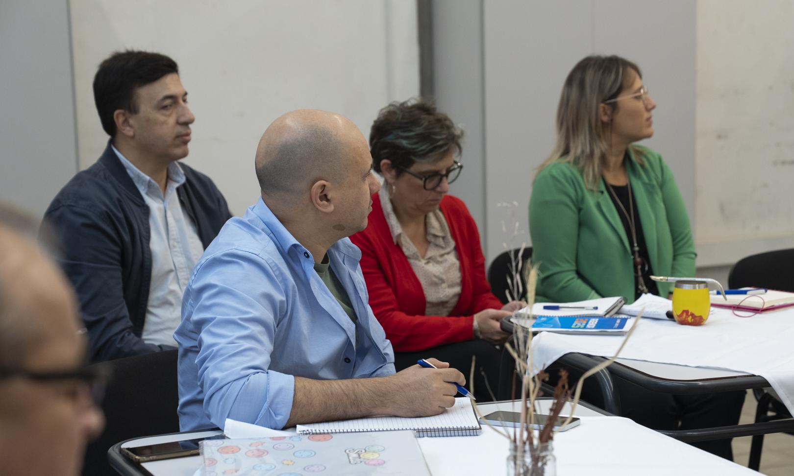 Intercambio sobre las principales líneas de trabajo con inspectores y profesores referentes de área 