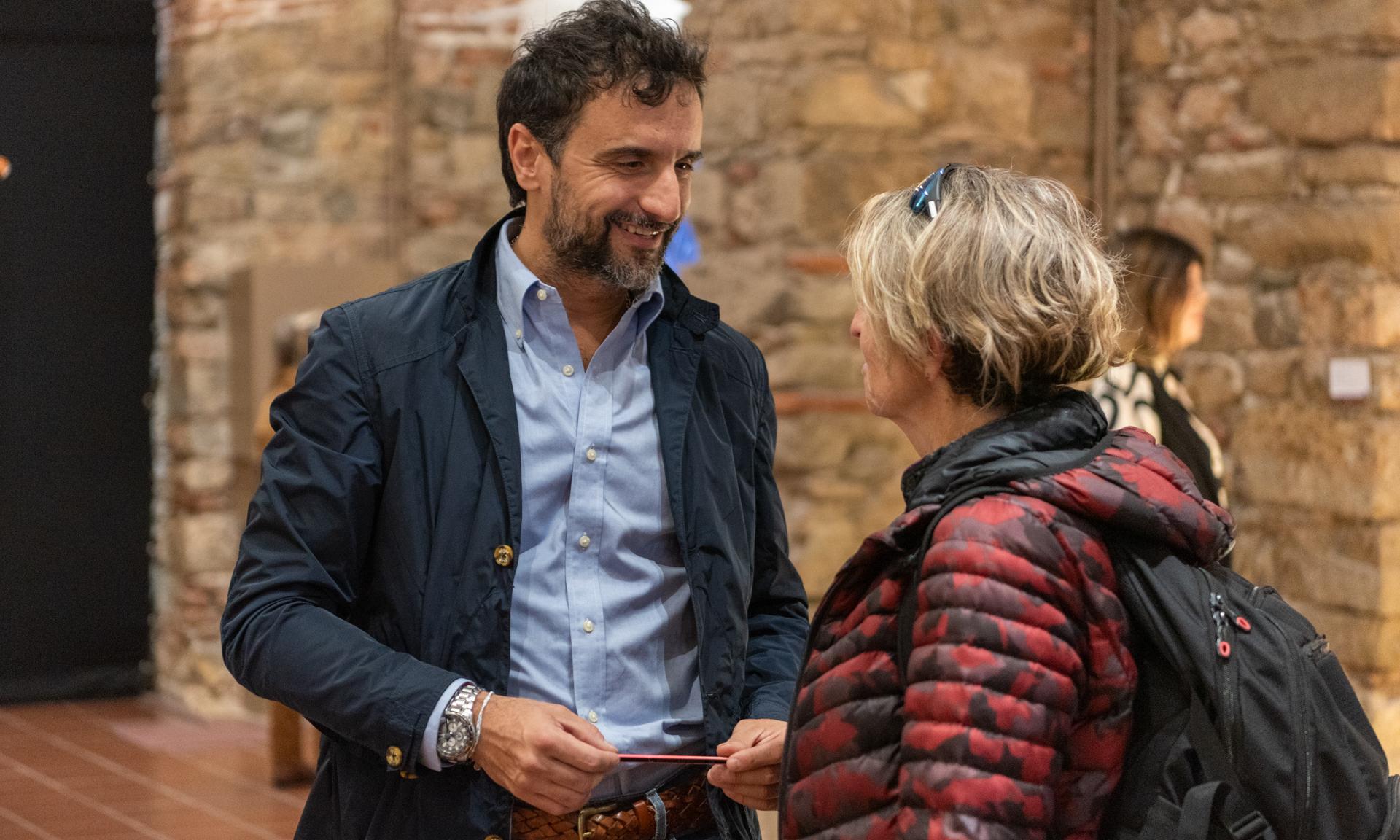 La exposición “Abstracciones” en el Centro Cultural de UTU, continúa recibiendo visitantes