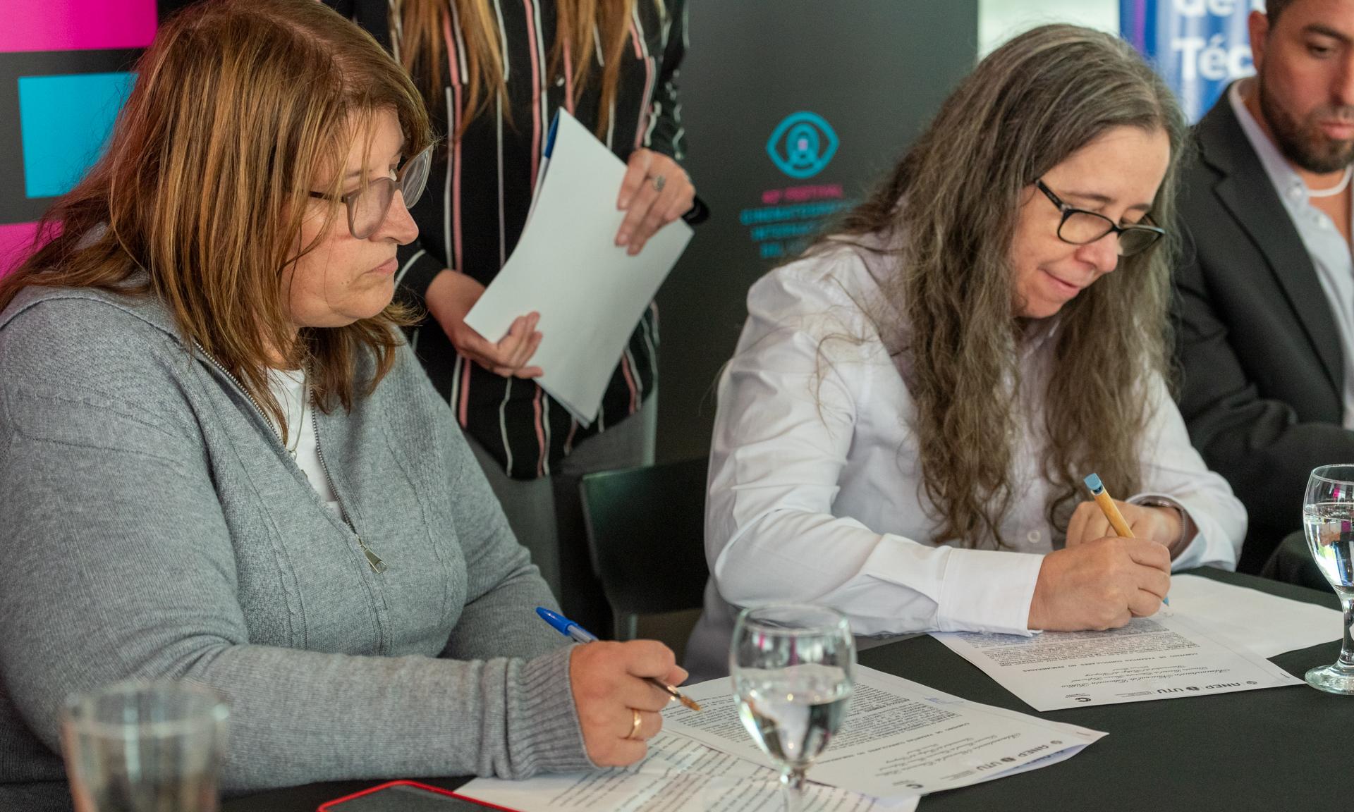 Cuatro estudiantes de Arrayanes realizarán pasantías durante el Festival Internacional de Cinemateca